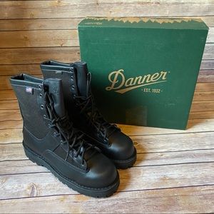 SOLD -NIB Danner Men’s Non-Metallic Toe Work Boots